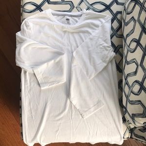 EUC - GAP Youth long sleeve white tshirt